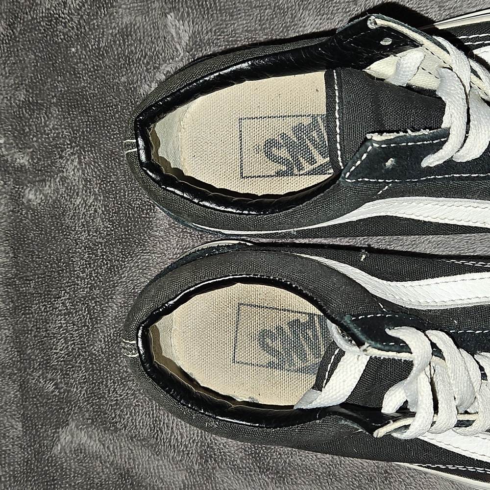 Vans Classic Black and White Low-Tops Womens Sz 6 - Picture 3 of 6